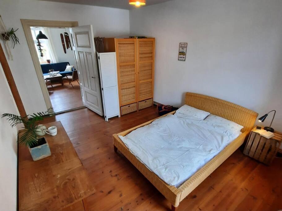 שטראלסונד Altbau Charme & Mittendrin מראה חיצוני תמונה